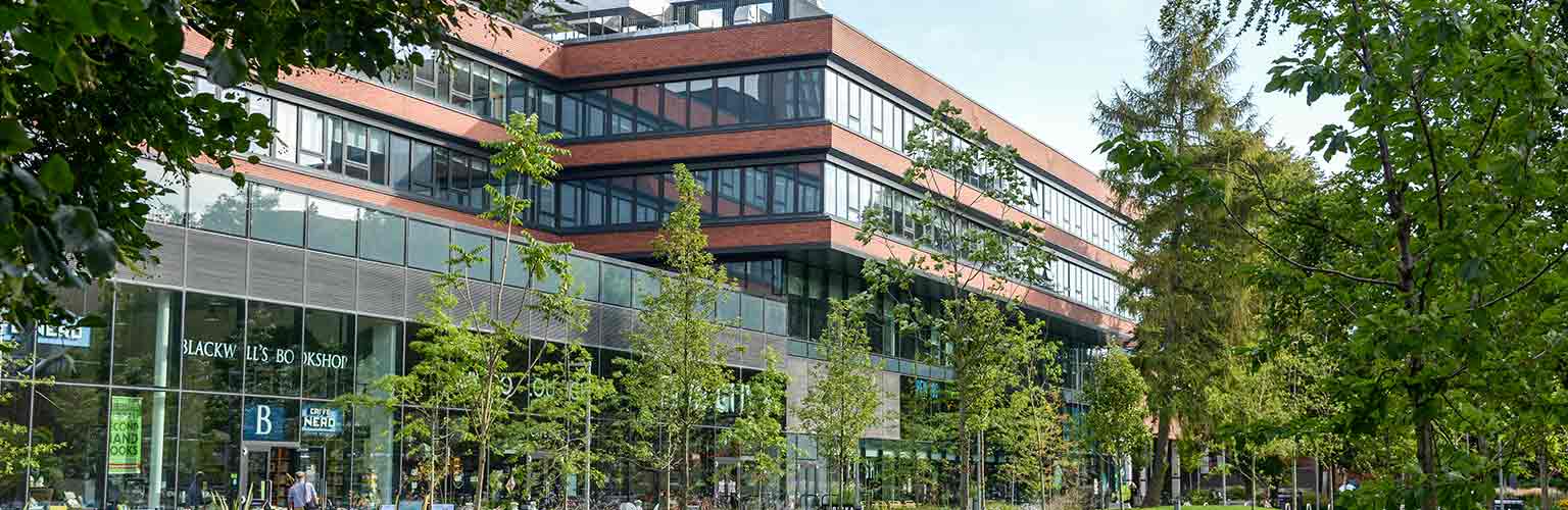 alliance manchester business school building university green